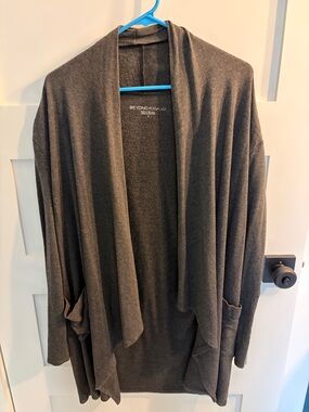 Beyond Yoga Heather Charcoal Draped Open Cardigan